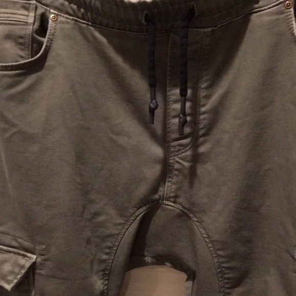 Rare! Zara Man Drawstring Cargo size XL khaki green. Awesome pair! - Picture 5 of 13